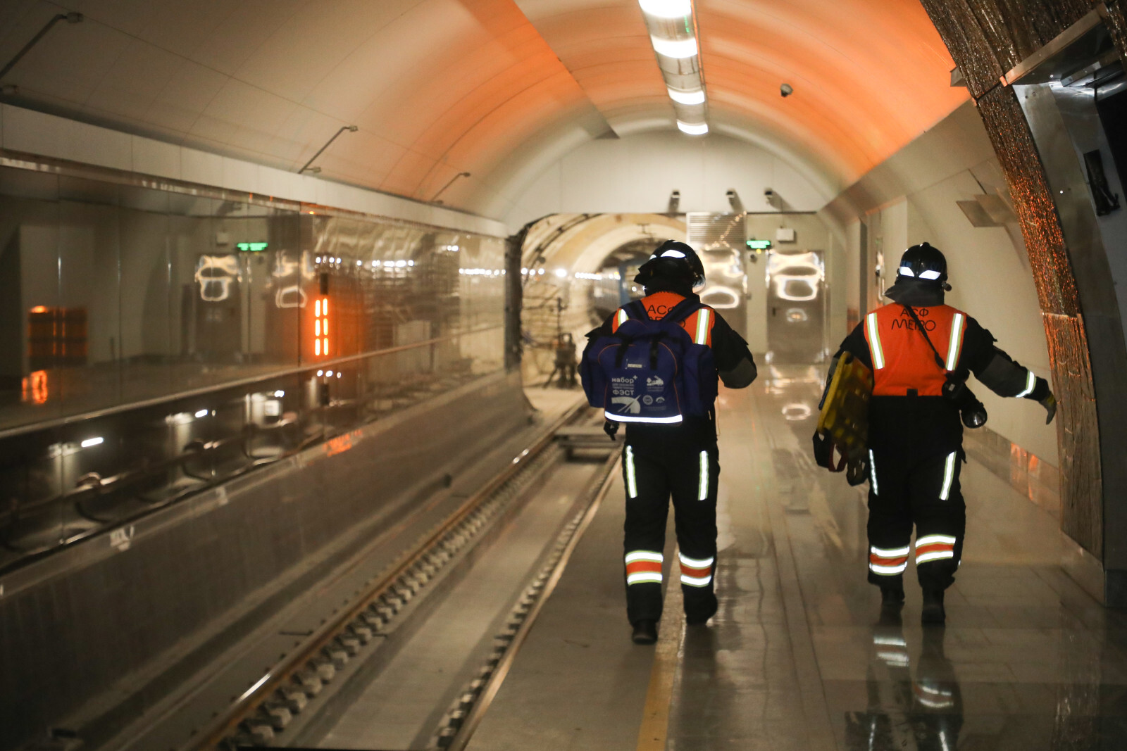 В Петербурге в 2027 году продолжат строительство семи станций метро