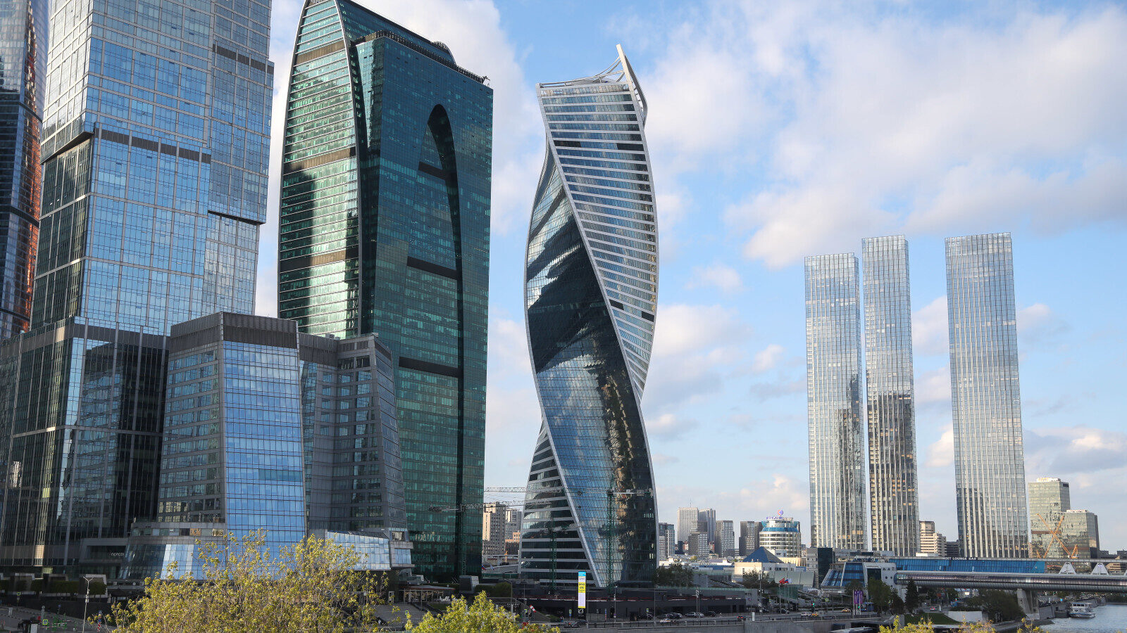 Самая дорогая квартира на вторичном рынке Москвы стоит 2,9 млрд рублей