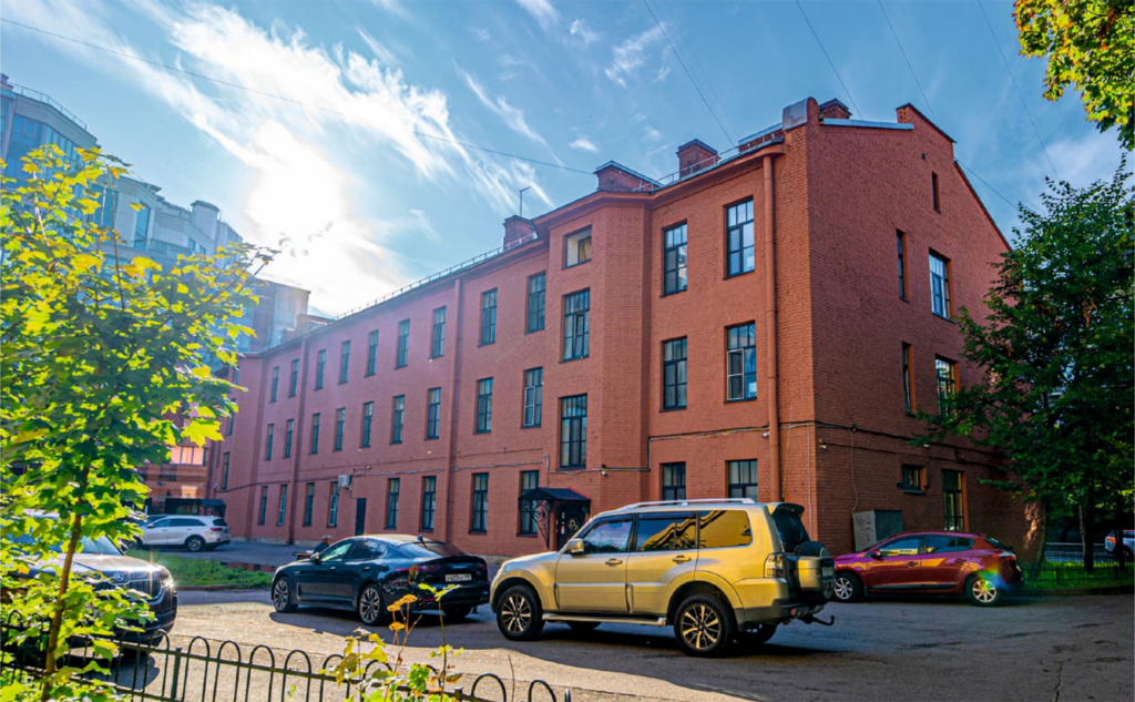 «Петровский Арт Лофт» — апарт-отель в Петроградском районе СПб