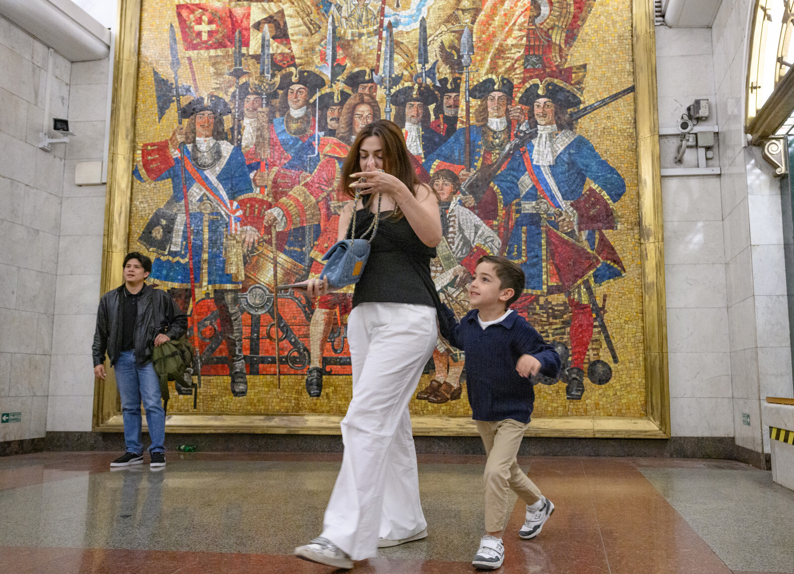 Ипотека для матери-одиночки в 2026 году: условия, семейная ипотека и требования банков