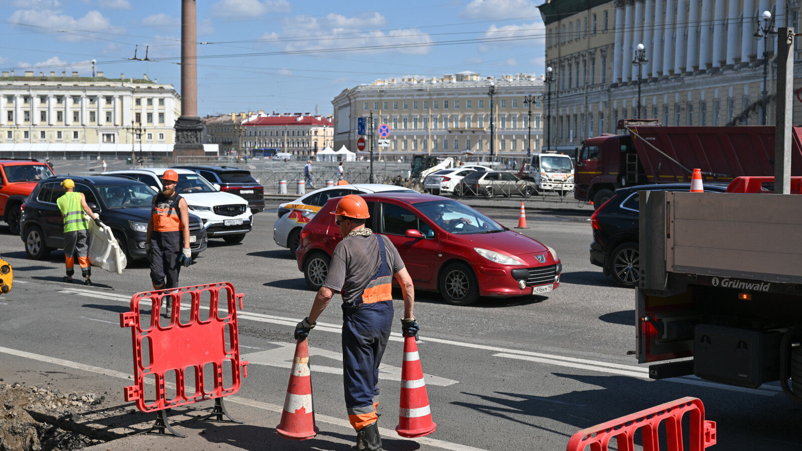В Петербурге стартовал ремонт Невского проспекта: график перекрытий