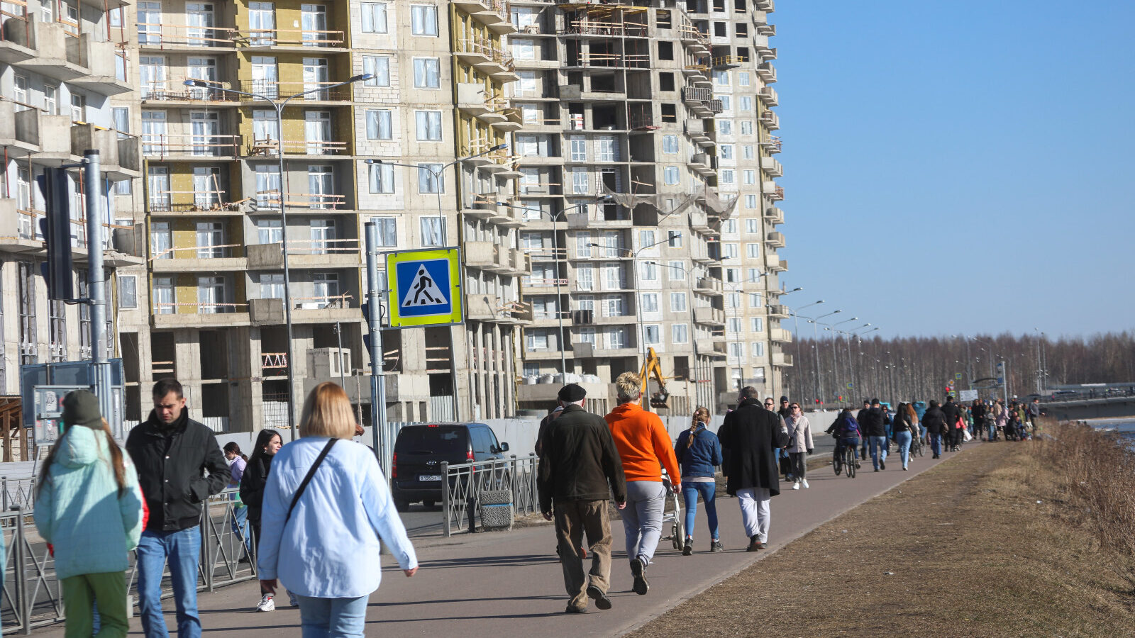 Недорогие трехкомнатные квартиры в Петербурге: где искать выгодные предложения