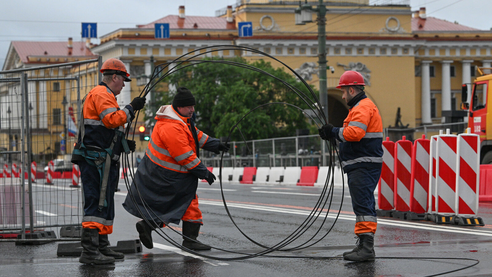 Ремонт Дворцового моста в Петербурге: схема ограничений движения