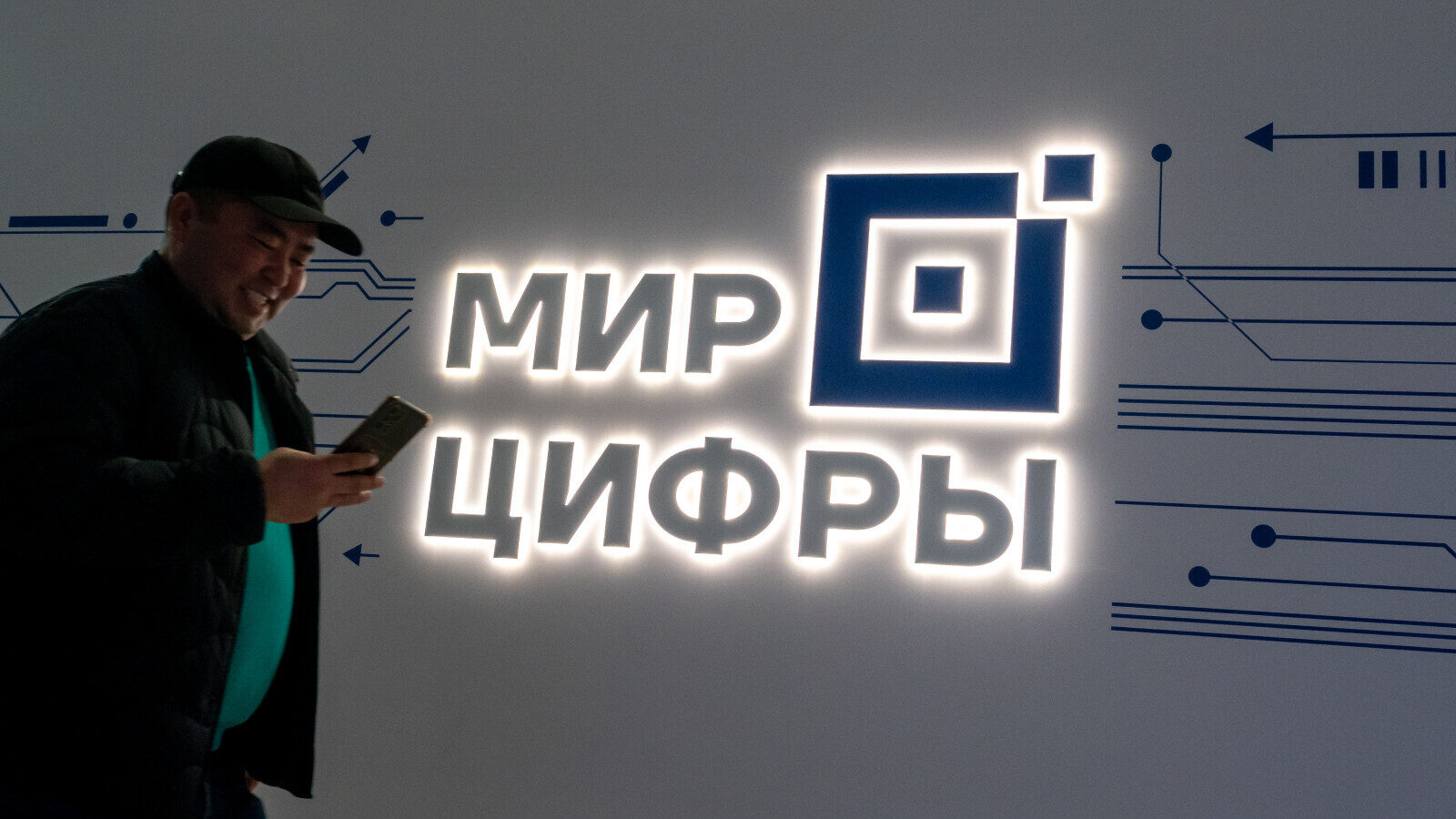 Минстрой хочет внедрить ИИ на всех этапах строительства