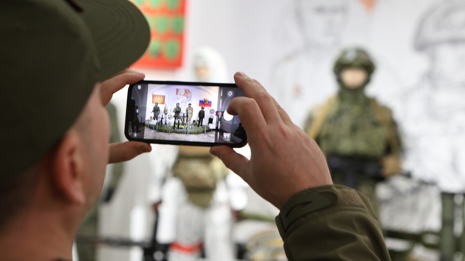 Госдума предложила замораживать выплаты по ипотеке для срочников с ребенком