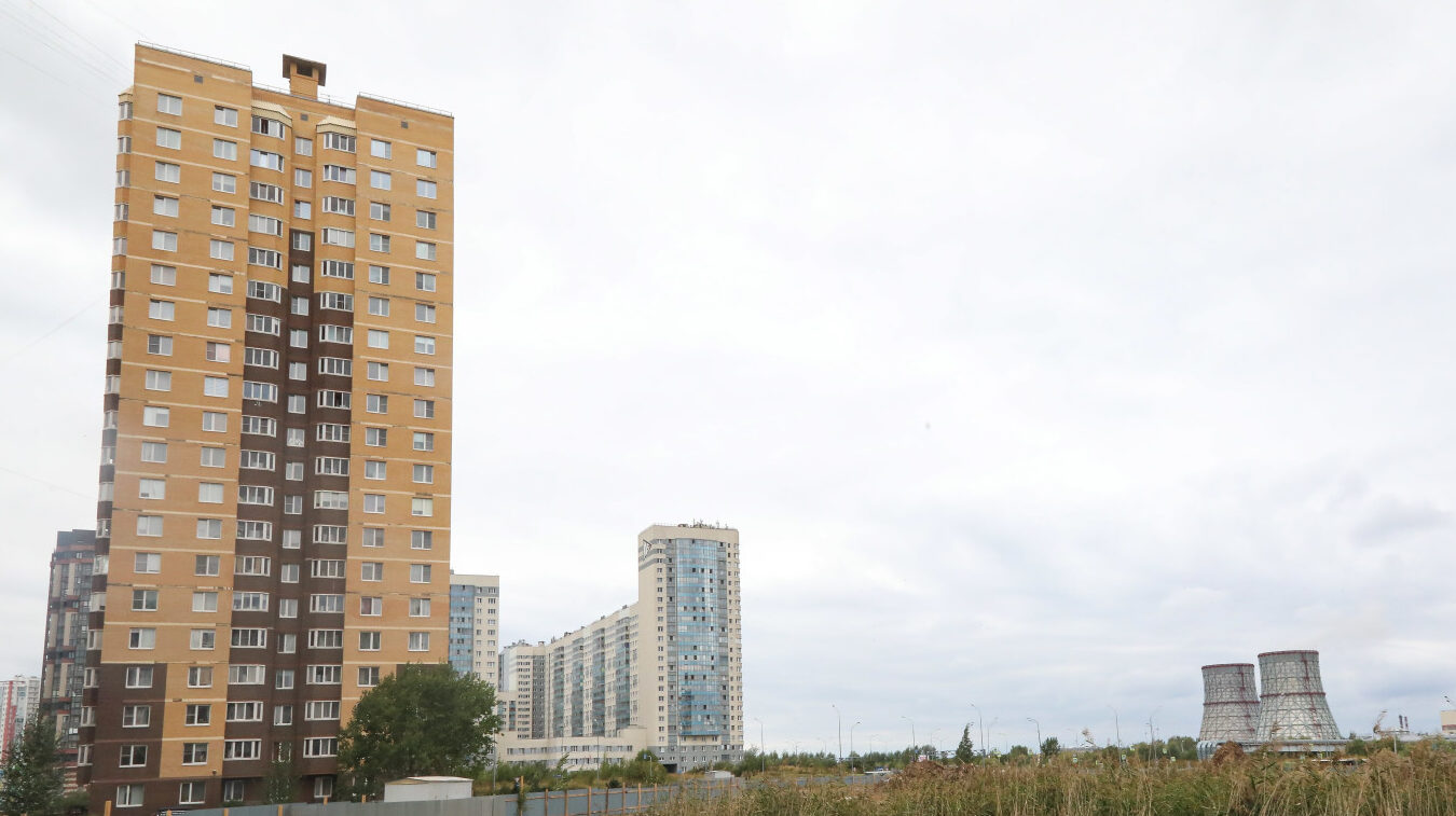 Ввод жилья в России просел на 28%: рынок ИЖС тянет показатели вниз
