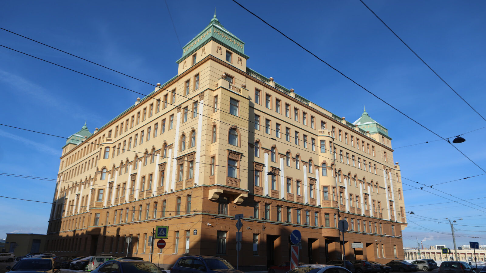 В Петербурге откроется пятизвёздочный отель с видом на Неву