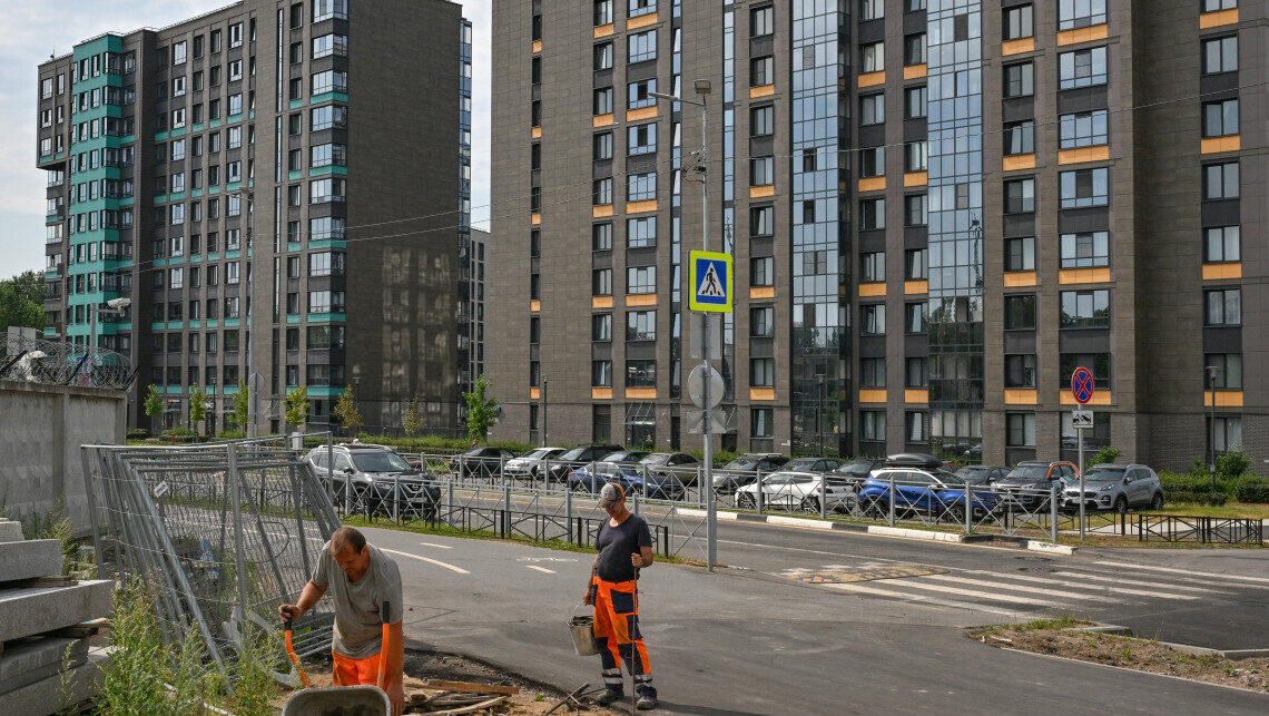 В Минстрое назвали ситуацию с задержками сдачи новостроек контролируемой