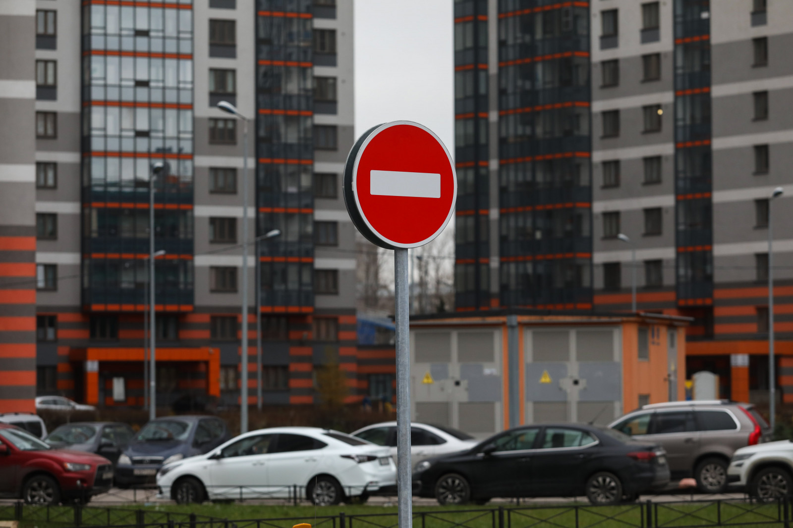 В Петербурге хотят сократить размеры парковочных мест в новостройках