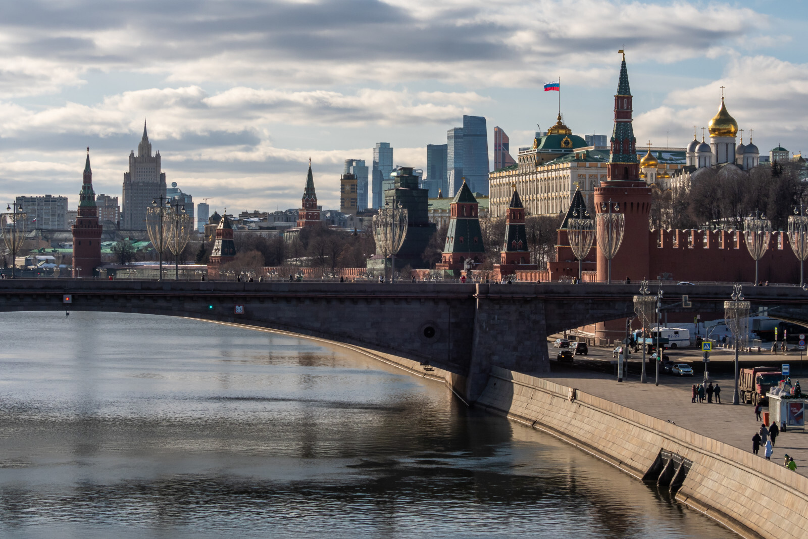 Хочу жить в Москве с видом на воду! Топ-7 ЖК, которые стоят вашего внимания