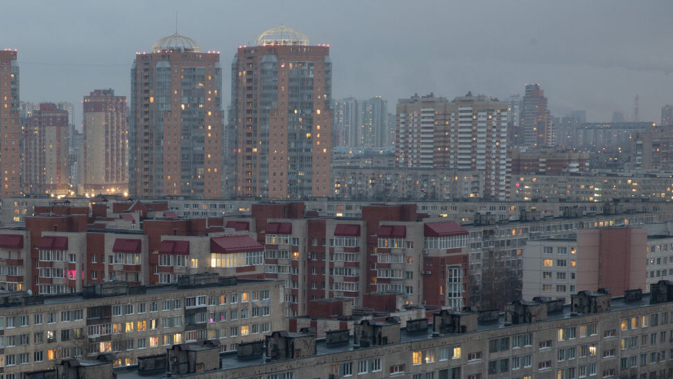 Покупки вторичного жилья ускоряются на фоне снижения ипотечных ставок