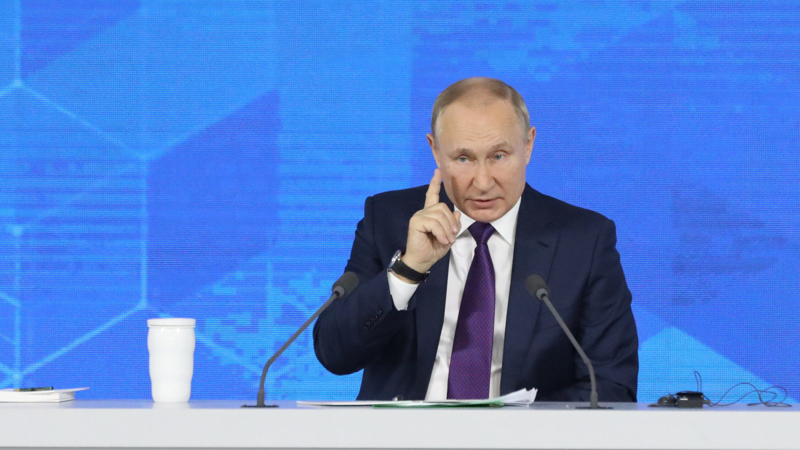 Президент утвердил законы об эскроу-счетах в ИЖС